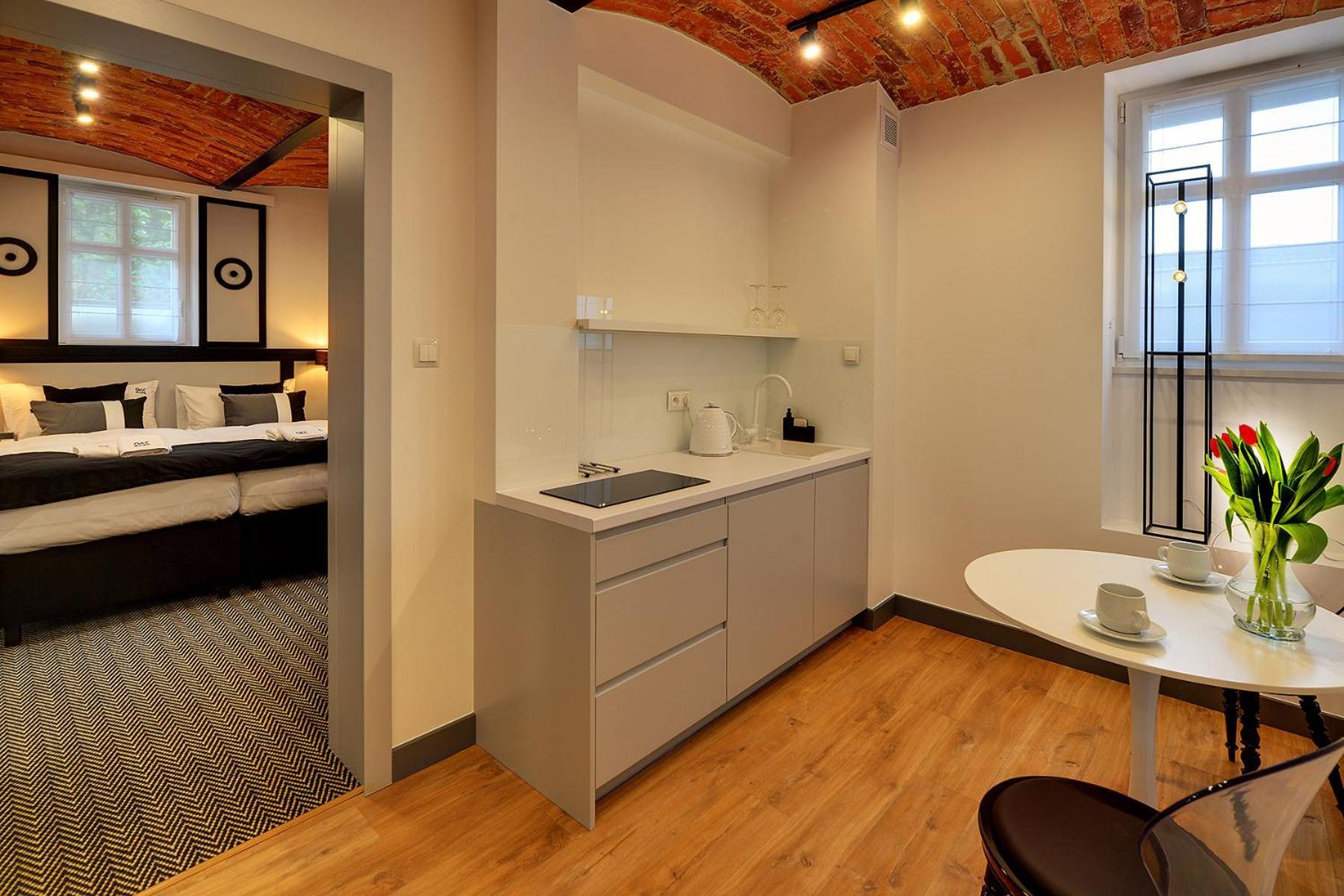 Oak Rooms Oborniki Slaskie Exterior photo