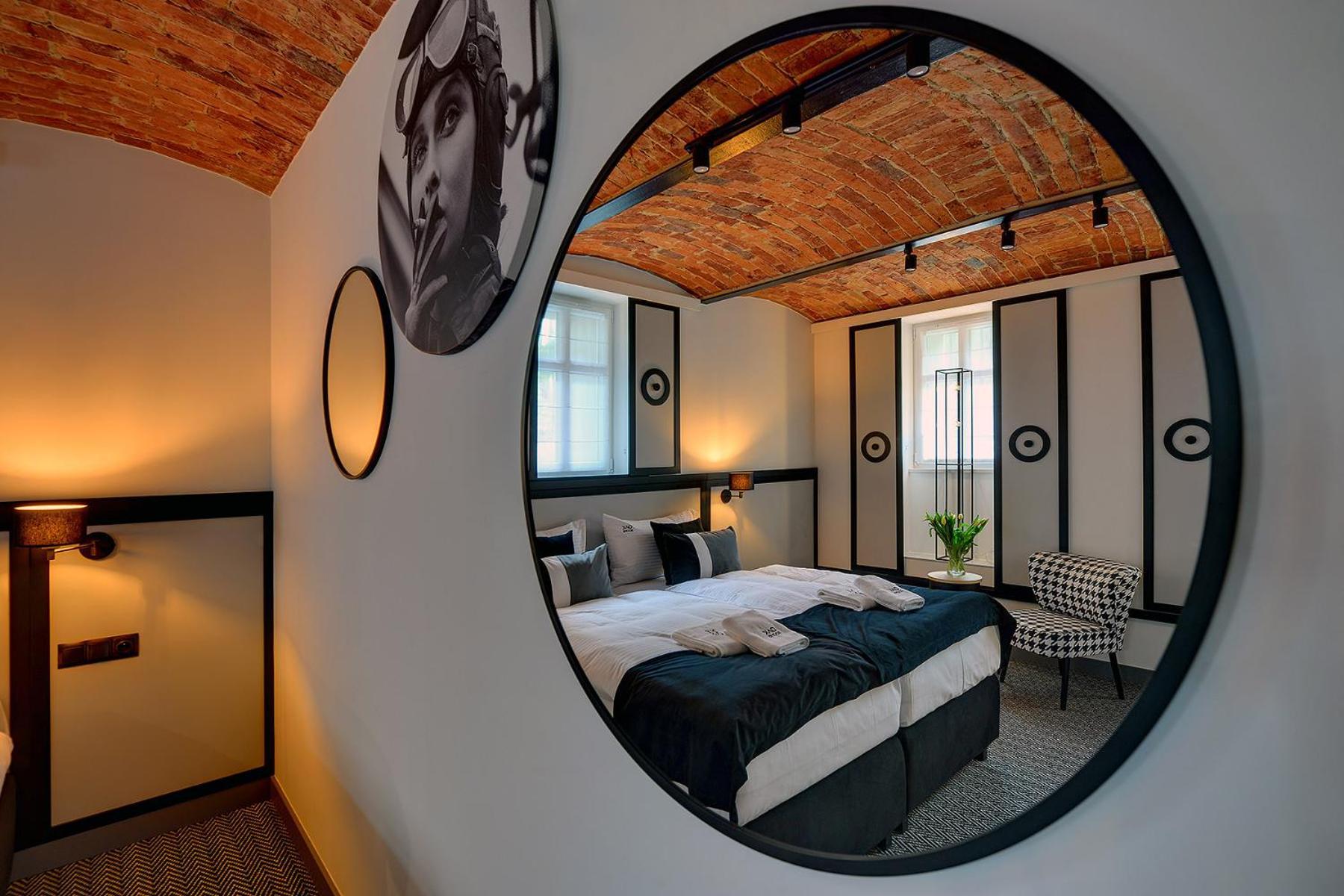 Oak Rooms Oborniki Slaskie Exterior photo